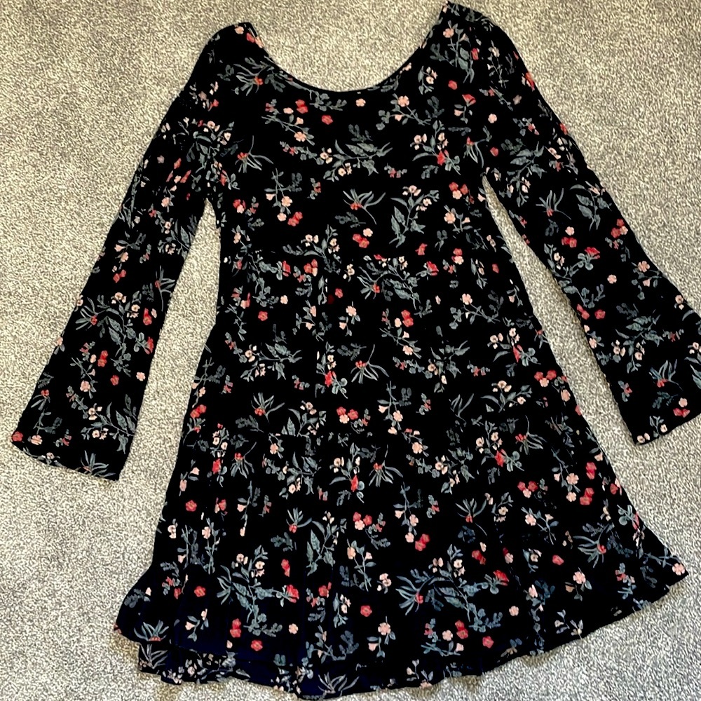 Bell Open Sleeve Floral Dress